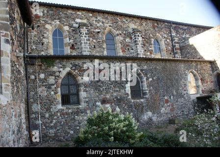 ÉGLISE NOTRE-DAME DE MONTLUÇON.ALLIER.FRANCE Banque D'Images