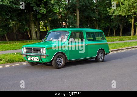 1979 70s années 70, domaine Austin Morris Clubman vert, 1098cc petites voitures familiales à essence; voitures arrivant au salon annuel de l'auto Stanley Park Classic. Le salon automobile d'antan de Stanley Park est organisé par Blackpool Vintage Vehicle Preservation Group, au Royaume-Uni. Banque D'Images