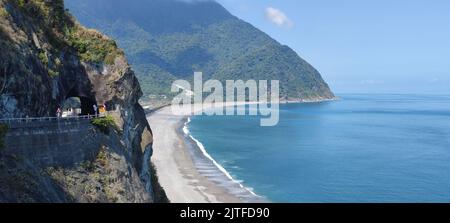 Suhua Highway, Yilan - 29 août 2022 : les falaises de l'océan Chingshui sont les plus hautes falaises côtières de Taïwan Banque D'Images