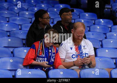 Londres, Royaume-Uni. 30th août 2022. Les fans du Crystal Palace vus avant le coup d'envoi. À Londres, Royaume-Uni, le 8/30/2022. (Photo de Carlton Myrie/News Images/Sipa USA) crédit: SIPA USA/Alay Live News Banque D'Images