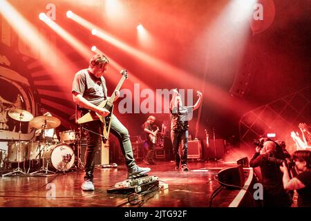 Oslo, Norvège. 24th, août 2022. Le groupe de rock américain Clutch joue un concert au Sentrum Scene d'Oslo. Ici, le guitariste Tim Sult est vu en direct sur scène. (Crédit photo: Gonzales photo - Terje Dokken). Banque D'Images