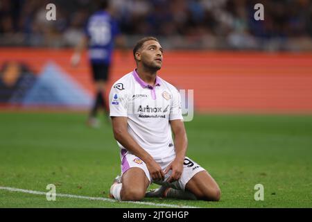 Milan, Italie, 30th août 2022. Cyriel Dessers of US Cremonese réagit après avoir tenté un effort spectaculaire pendant le match de Serie A à Giuseppe Meazza, Milan. Le crédit photo devrait se lire: Jonathan Moscrop / Sportimage Banque D'Images