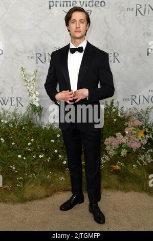 Leon Wadham arrive à la première de Los Angeles « The Lord of the Rings ...