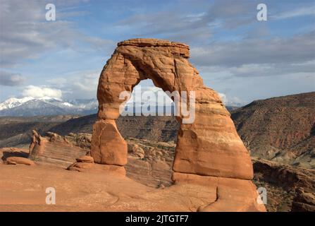 Emblématique Delicate Arch dans le parc national d'Arches dans l'Utah Banque D'Images