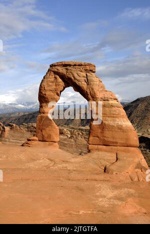 Emblématique Delicate Arch dans le parc national d'Arches dans l'Utah Banque D'Images