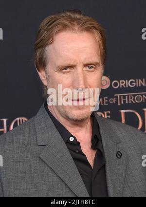 Rhys Ifans arrivant à la première « Maison du Dragon » d’HBO au musée de l’Académie sur 27 juillet 2022 à Los Angeles, CA. © OConnor/AFF-USA.com Banque D'Images