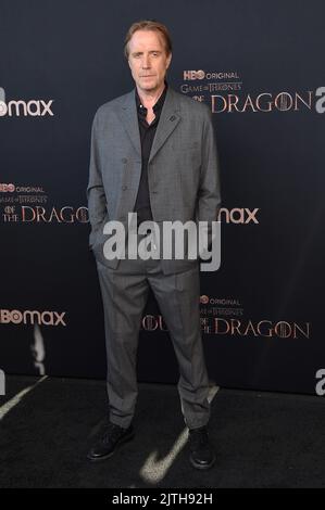 Rhys Ifans arrivant à la première « Maison du Dragon » d’HBO au musée de l’Académie sur 27 juillet 2022 à Los Angeles, CA. © OConnor/AFF-USA.com Banque D'Images