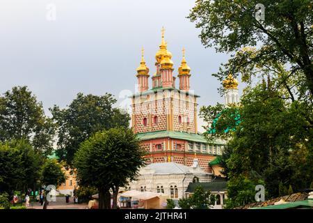 Sergiev Posad, Russie - 15 août 2019 : Église de la Nativité de Saint-Jean-Baptiste dans la Trinité Lavra de Saint-Sergius dans Sergiev Posad, Russie Banque D'Images