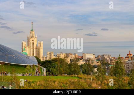 Moscou, Russie - 15 août 2019 : vue sur le parc Zaryadye dans un centre de Moscou, Russie Banque D'Images