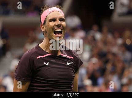 New York, États-Unis, 31/08/2022, Rafael Nadal d'Espagne célèbre sa victoire au cours du 2 jour de l'US Open 2022, 4th Grand tournoi de tennis de la saison sur 30 août 2022 au USTA National tennis Centre à New York, États-Unis - photo Jean Catuffe / DPPI Banque D'Images