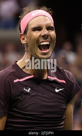 New York, États-Unis, 31/08/2022, Rafael Nadal d'Espagne célèbre sa victoire au cours du 2 jour de l'US Open 2022, 4th Grand tournoi de tennis de la saison sur 30 août 2022 au USTA National tennis Centre à New York, États-Unis - photo Jean Catuffe / DPPI Banque D'Images