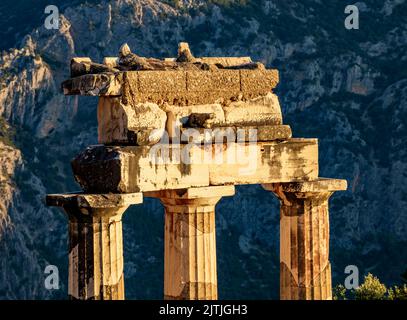 Tholos de Delphes, vue détaillée, Temple d'Athena Pronaia, Delphes, Phosis, Grèce Banque D'Images