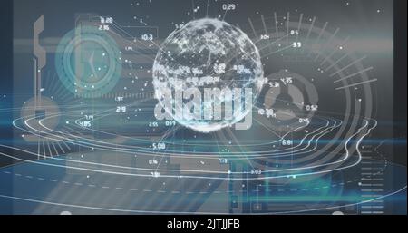 Image du traitement des données sur le globe et de l'horloge mobile sur fond noir Banque D'Images