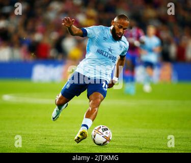 Londres ANGLETERRE - AOÛT 30 : Bryan Mbeumo de Brentford lors du match de la première ligue anglaise entre Crystal Palace et Brentford à Selhurst Park, Banque D'Images