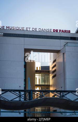Conservatoire de Paris, Conservatoire de Paris, collège de musique et de danse, Parc de la Villette, Paris, France Banque D'Images