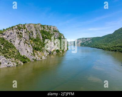 Panorama des gorges du Danube - tourné avec un drone Banque D'Images