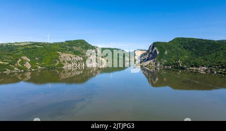 Panorama des gorges du Danube - tourné avec un drone Banque D'Images