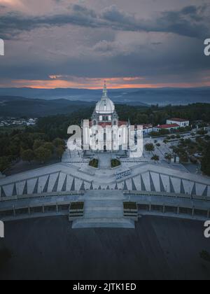 Vue aérienne sur le Sameiro au coucher du soleil Banque D'Images