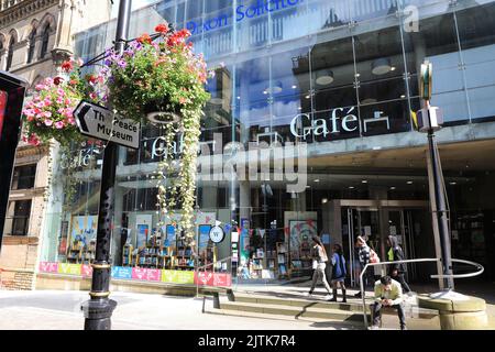 La librairie Waterstones, installée dans le magnifique bâtiment Wool Exchange de Hustlergate, dans la ville de Bradford, West Yorkshire, Royaume-Uni Banque D'Images