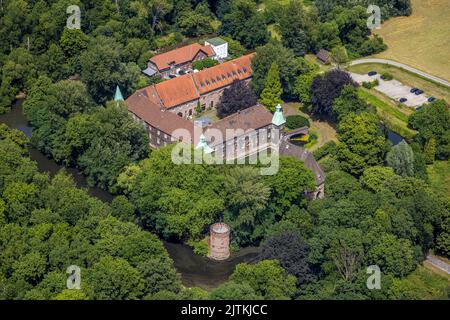 Vue aérienne, Château de Bladenhorst, Bladenhorst, Castrop-Rauxel, région de Ruhr, Rhénanie-du-Nord-Westphalie, Allemagne, DE, Europe, photographie aérienne, Région de Ruhr, C Banque D'Images