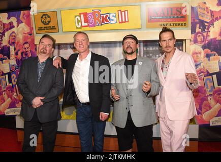 Brian O'Halloran, Jeff Anderson, Kevin Smith et Jason Mewes arrivent à la première « Clerks III » de Los Angeles au TCL Chinese 6 Theatre sur 24 août 2022 à Hollywood, CA. © OConnor/AFF-USA.com Banque D'Images