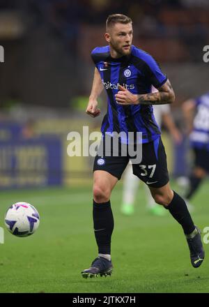 Milan, Italie, 30th août 2022. Milan Skriniar du FC Internazionale lors de la série Un match à Giuseppe Meazza, Milan. Le crédit photo devrait se lire: Jonathan Moscrop / Sportimage Banque D'Images