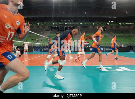 LJUBLJANA, SLOVÉNIE - AOÛT 31 : l'équipe des pays-Bas en action lors du Championnat du monde masculin de volley-ball de la FIVB - Pool F - phase préliminaire de match entre les pays-Bas et l'Iran à l'Arena Stozice sur 31 août 2022 à Ljubljana, Slovénie (photo de l'agence Borut Zivulovic/BSR) Banque D'Images