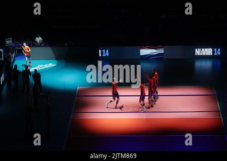 LJUBLJANA, SLOVÉNIE - AOÛT 31 : l'équipe des pays-Bas réagit lors du Championnat du monde masculin de volley-ball de la FIVB - Pool F - phase préliminaire de match entre les pays-Bas et l'Iran à l'Arena Stozice sur 31 août 2022 à Ljubljana, Slovénie (photo de l'agence Borut Zivulovic/BSR) Banque D'Images