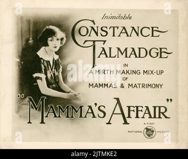 CONSTANCE TALMADGE dans L'AFFAIRE de MAMMA 1921 le réalisateur VICTOR FLEMING joue Rachel Barton Butler scénario John Emerson et Anita Loos producteur Joseph M. Schenck Constance Talmadge film Company / Associated First National Pictures Banque D'Images