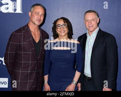 Taylor Kinney, S. Epatha Merkerson et Jason Beghe assistent à l'2022 événement de présentation de l'hôtel Mandarin Oriental sur 16 mai 2022 à New York, NY ©Steven Bergman/AFF-USA.COM Banque D'Images