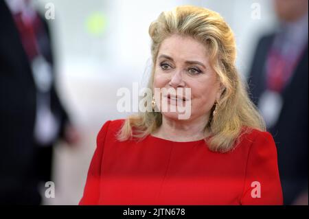 Venise, Italie. 31st août 2022. Catherine Deneuve assiste mercredi à la cérémonie d'ouverture du Festival international du film de Venise 79th au Palazzo del Cinema de Venise, en Italie, à 31 août 2022. Photo de Rocco Spaziani/UPI crédit: UPI/Alay Live News Banque D'Images