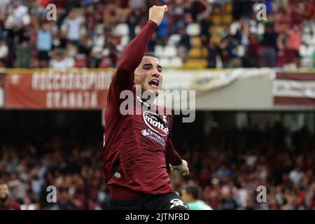 Foto Alessandro Garofalo/Lapresse 28 agosto 2022 Salerno, Italia sport calcio Salernitana vs Sampdoria - Campionato di calcio série A Tim 2022/2023 - Stadio Arechi. Nella foto: Federico Bonazzoli (US Salerntana 1919); 28 août 2022 Salerno, Italie football sportif Salerntana vs Samdoria - Ligue italienne de football de championnat a 2022/2023 - Stade Arechi. Dans la photo: Federico Bonazzoli (US Salernitana 1919); Banque D'Images