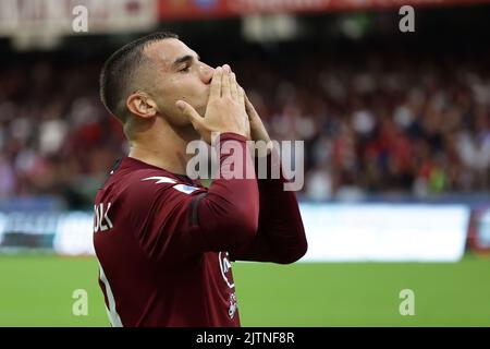 Foto Alessandro Garofalo/Lapresse 28 agosto 2022 Salerno, Italia sport calcio Salernitana vs Sampdoria - Campionato di calcio série A Tim 2022/2023 - Stadio Arechi. Nella foto: Federico Bonazzoli (US Salerntana 1919); 28 août 2022 Salerno, Italie football sportif Salerntana vs Samdoria - Ligue italienne de football de championnat a 2022/2023 - Stade Arechi. Dans la photo: Federico Bonazzoli (US Salernitana 1919); Banque D'Images