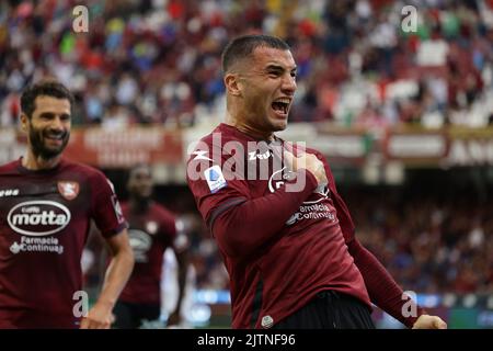 Foto Alessandro Garofalo/Lapresse 28 agosto 2022 Salerno, Italia sport calcio Salernitana vs Sampdoria - Campionato di calcio série A Tim 2022/2023 - Stadio Arechi. Nella foto: Federico Bonazzoli (US Salerntana 1919); 28 août 2022 Salerno, Italie football sportif Salerntana vs Samdoria - Ligue italienne de football de championnat a 2022/2023 - Stade Arechi. Dans la photo: Federico Bonazzoli (US Salernitana 1919); Banque D'Images