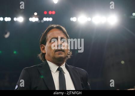 30 Agosto 2022 - Milano , Italia - sport, calcio - FC Inter vs Cremonese - Campionato italiano di calcio Serie A TIM 2022/2023 - Stadio San Siro. Nella foto: Simone Inzaghi (Inter Milan); 30 août 2022 Milan , Italie - sport, calcio - FC Inter vs Cremonese - Championnat italien de football 2022/2023 - Stade San Siro . Dans la photo: Simone Inzaghi (Inter Milan); Banque D'Images