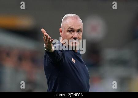 30 Agosto 2022 - Milano , Italia - sport, calcio - FC Inter vs Cremonese - Campionato italiano di calcio Serie A TIM 2022/2023 - Stadio San Siro. Nella foto : massimiliano alvini ( Crémone ) 30 août 2022 Milan , Italie - sport, calcio - FC Inter contre Crémone - Championnat italien de football série A 2022/2023 - Stade San Siro . Dans la photo: massimiliano alvini ( Cremonese ) Banque D'Images