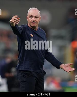 30 Agosto 2022 - Milano , Italia - sport, calcio - FC Inter vs Cremonese - Campionato italiano di calcio Serie A TIM 2022/2023 - Stadio San Siro. Nella foto : massimiliano alvini ( Crémone ) 30 août 2022 Milan , Italie - sport, calcio - FC Inter contre Crémone - Championnat italien de football série A 2022/2023 - Stade San Siro . Dans la photo: massimiliano alvini ( Cremonese ) Banque D'Images