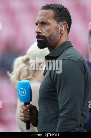 Liverpool, Angleterre, le 31st août 2022. BT présentateur et ancien joueur Rio Ferdinand avant le match de la Premier League à Anfield, Liverpool. Le crédit photo doit être lu : Darren Staples / Sportimage Banque D'Images