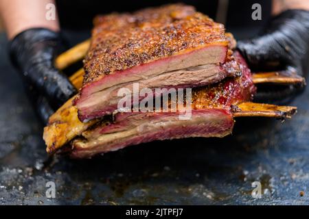 menu steakhouse viande grillée chef côtelettes de bœuf fumé Banque D'Images