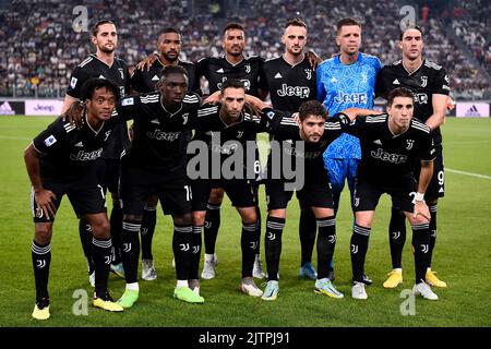 Turin, Italie. 31 août 2022. Les joueurs de Juventus FC posent pour une photo d'équipe avant le match de football de la série A entre Juventus FC et Spezia Calcio. Credit: Nicolò Campo/Alay Live News Banque D'Images