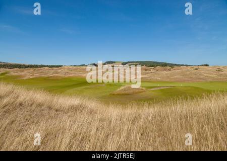 Dumbarnie relie le parcours de golf de Firth of Forth à Fife Banque D'Images