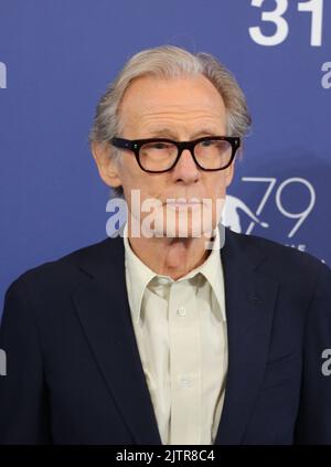 Venise, Italie, 1st septembre 2022, Bill Nighy au photocall pour le film vivant au Festival du film de Venise 79th en Italie. Credit: Doreen Kennedy/Alamy Live News Banque D'Images