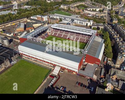 Une image aérienne montrant Tynecastle Park, Édimbourg, stade du cœur du Midlothian football Club. Banque D'Images