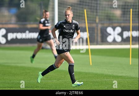 Tubize, Belgique, 01 septembre 2022. Janice Cayman de Belgique photographié en action lors d'une session de formation de l'équipe nationale féminine de football belge les flammes rouges, à Tubize, le jeudi 01 septembre 2022. Vendredi, l'équipe jouera en Norvège dans les qualifications pour les Championnats du monde. BELGA PHOTO DAVID CATRY Banque D'Images