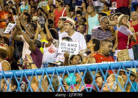 École de samba de Salgueiro à Rio de Janeiro, Brésil - 24 janvier 2016 : école de samba de Salgueiro lors d'une répétition avant le carnaval de Rio de Janeiro. Banque D'Images