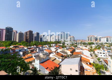 Maisons et bâtiments à Barra da Tijuca à Rio de Janeiro, Brésil. Banque D'Images