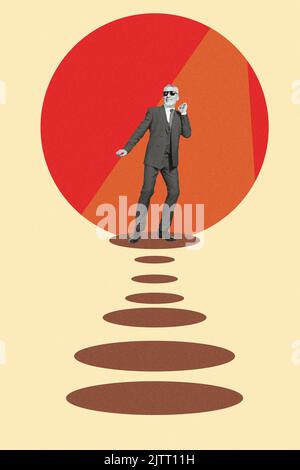 Image verticale de collage créatif de la soirée dansante disco retraité homme d'affaires secret agent vêtements costumes projecteur rayon lumière Banque D'Images