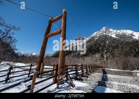 Myojin en hiver, Kamikochi, préfecture de Nagano, Japon Banque D'Images