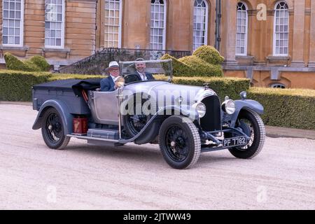 1924 Bentley 3 litres pick up au salon Prive Concours à Blenheim Palace Oxfordshire Royaume-Uni Banque D'Images