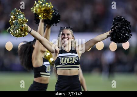 1 septembre 2022: Les meneurs de l'UCF se jouent pendant le match de football de la NCAA des Chevaliers de l'Université du Centre de la Floride et des Bulldogs de l'État de Caroline du Sud au FBC Mortgage Stadium à Orlando, en Floride, sur 1 septembre 2022. (Image de crédit : © Cory Knowlton/ZUMA Press Wire) Banque D'Images